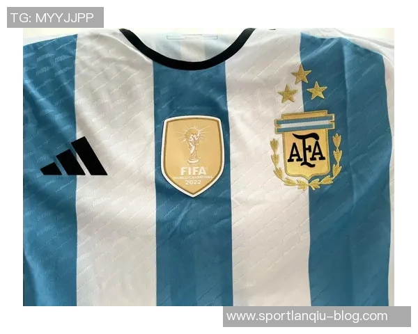 皮耶罗社媒意外曝光2026年阿根廷西班牙球衣引发热议迅速删除